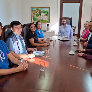 Prefeitura e Associação Empresarial discutem melhorias no trânsito de Rio Negro