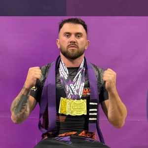 Mafrense conquista três medalhas de ouro em campeonato de jiu-jitsu