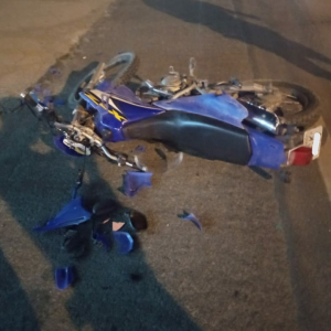Motociclista fica ferido e perde três dentes em acidente de trânsito em Mafra