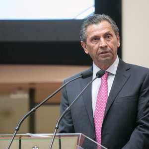 A crise nos leva à reinvenção