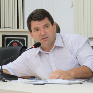 Câmara de Mafra aceita denúncia com pedido de impeachment de Schelbauer