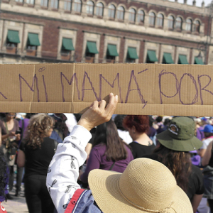 O trabalho invisível de ser mãe e trabalhadora