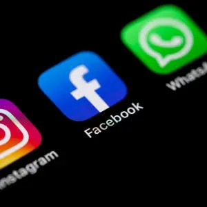 Caiu? Usuários relatam instabilidade no WhatsApp, Instagram e Facebook
