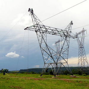 Falhas no fornecimento de energia e reajuste da tarifa da Copel motivam pedidos de investigação