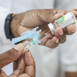 Vacinação contra a gripe está disponível para toda a população em Rio Negro