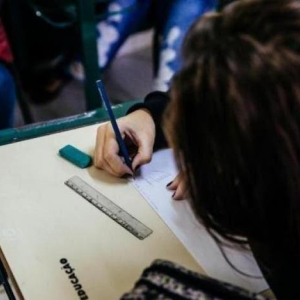 Em meio ao coronavírus, medida provisória dispensa escola de cumprir 200 dias de aula