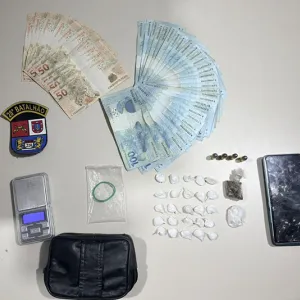 Ocorrência de violência doméstica termina com drogas e munições apreendidas em Rio Negro