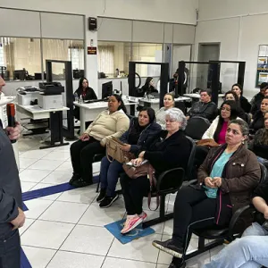 Mesários voluntários se preparam para mais uma eleição em Rio Negro