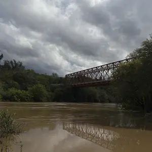 Ciclone extratropical coloca Santa Catarina em alerta para chuva intensa, vendaval e granizo 