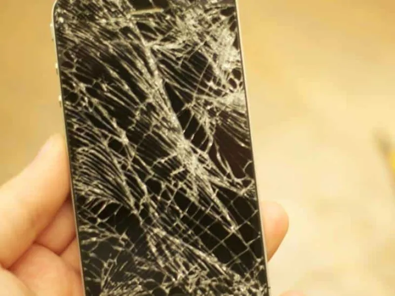 Homem que destruiu celular da ex é condenado pela Justiça em Mafra; veja sentença