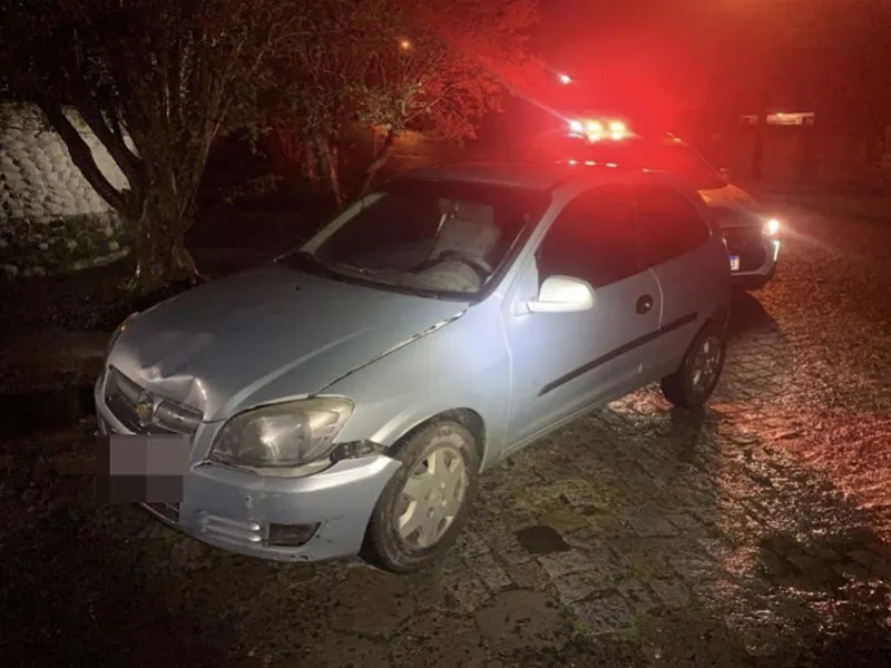 Sem CNH, motorista confunde freio com acelerador e causa acidente