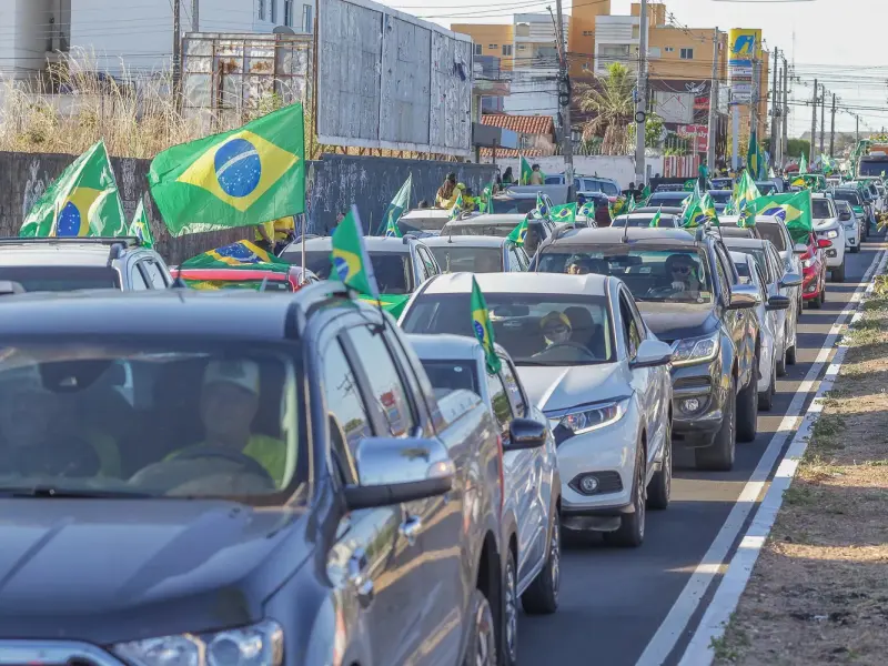 Caminhada, carreata e bloquinho em apoio a Flávio Bolsonaro movimentam Mafra neste sábado