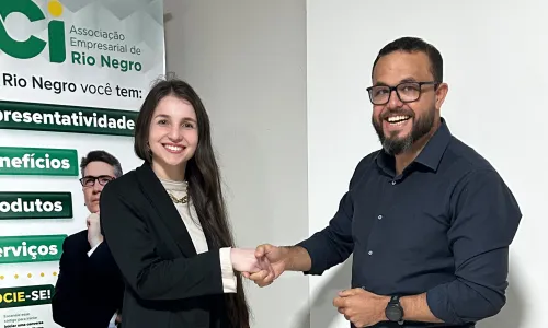 Amanda Lorena é eleita presidente da Associação Empresarial de Rio Negro
