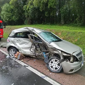 Identificadas as vítimas de acidente que deixou dois mortos na BR-116, em Mafra