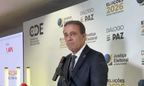 TRE-SC mantém fim da votação às 17 horas e diz que soube de ordem de Zanin pela imprensa
