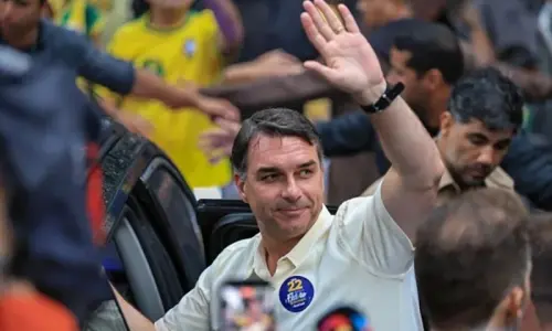 Flávio Bolsonaro vence em Rio Negro com 74,48% dos votos válidos