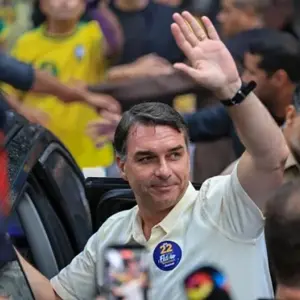 Flávio Bolsonaro vence em Rio Negro com 74,48% dos votos válidos