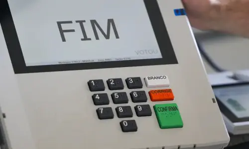 Quantos eleitores deixaram de votar em Rio Negro, Mafra, Itaiópolis e Campo do Tenente?