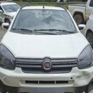 Carro furtado de barracão é recuperado pela Polícia Militar em Mafra