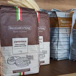 Fornneros inaugura espaço para venda de farinhas especiais
