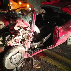 Motorista de 22 anos morre após colisão frontal com caminhão na BR-116
