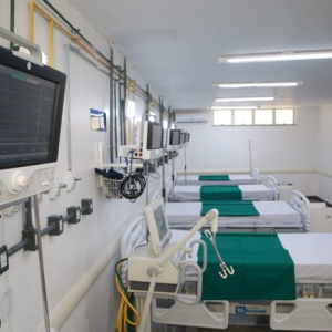 Alesc pede que governo volte a credenciar leitos de UTI para enfrentar a pandemia