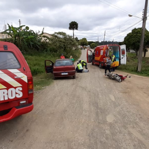 Colisão entre moto e carro deixa motociclista ferida na Vila Ivete