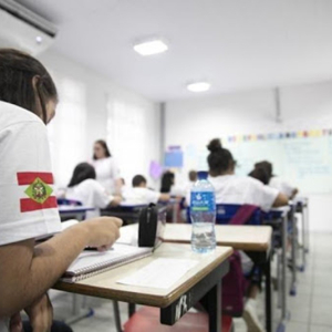 Justiça atende pedido da PGE e aulas na rede pública estadual estão autorizadas em SC