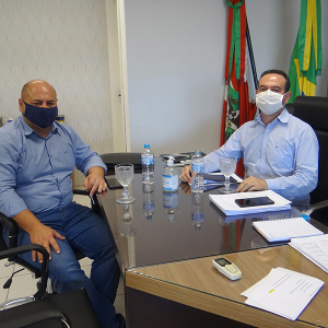 Emerson Maas e Wellington Bielecki realizam primeira reunião de transição de governo