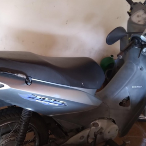 Acidente deixa motociclistas feridas na Vila Nova, em Mafra