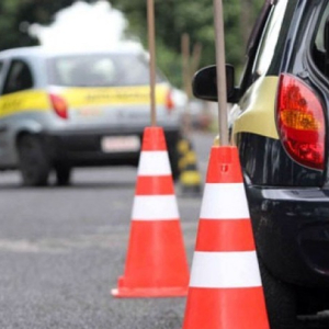 Governo autoriza funcionamento de setor de autoescolas em SC