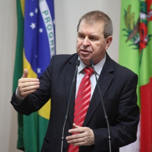 “O governador não conhece o Estado”, diz ex-líder do governo Maurício Eskudlark