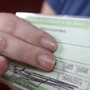 TSE lança site para regularização de título de eleitor