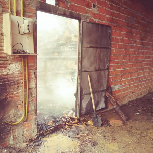 Estufa de fumo é destruída por incêndio no interior de Itaiópolis