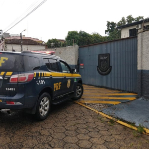 Homem condenado por dirigir embriagado é preso na BR-116, em Mafra