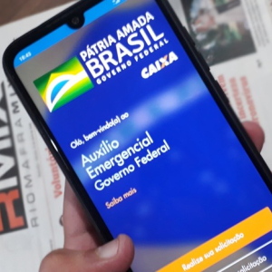 Cerca de 2 milhões sem conta ainda não resgataram auxílio de R$ 600