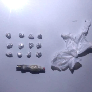 Jovem é flagrado com 12 pedras de crack em Mafra
