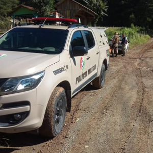 Suspeitos de assalto e sequestro de dois jovens em Monte Castelo são presos
