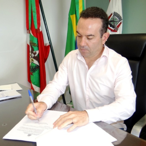 Contas de 2019 do ex-prefeito Wellington Bielecki são aprovadas