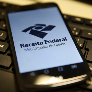 Receita paga hoje as restituições do primeiro lote do IRPF 2020