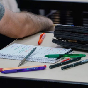 Lei proíbe cobrança de taxas abusivas por universidades privadas em Santa Catarina