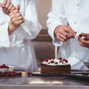 Senac e prefeitura abrem vagas para cursos gratuitos de Gastronomia em Rio Negro