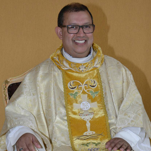 Covid-19: fiéis fazem corrente de oração pela recuperação do padre Walmir