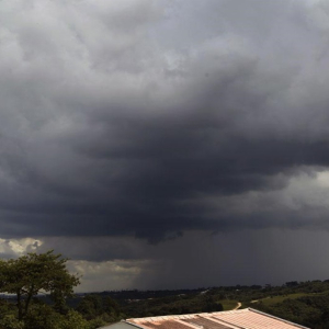 Defesa Civil emite alerta para risco de temporais neste final de semana