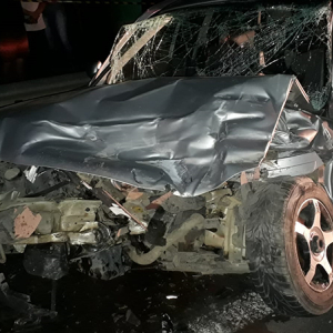 Casal fica gravemente ferido em acidente com três carros na BR-280, em Mafra