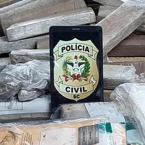 Polícia Civil realiza destruição de drogas apreendidas em Mafra