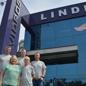 Linde Vidros completa 55 anos em Riomafra