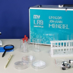 Laboratório portátil para universitários é sensação na Uninter