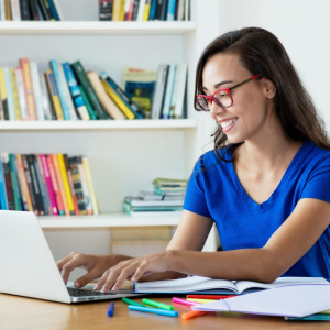 Black Week Uninter garante cursos superiores com até 70% de desconto