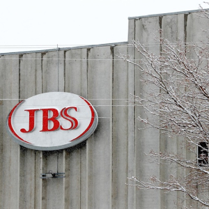 JBS abre vaga de cozinheiro para indústria de biodiesel em Mafra